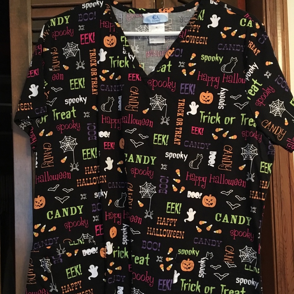 Ladies Halloween Scrub Top